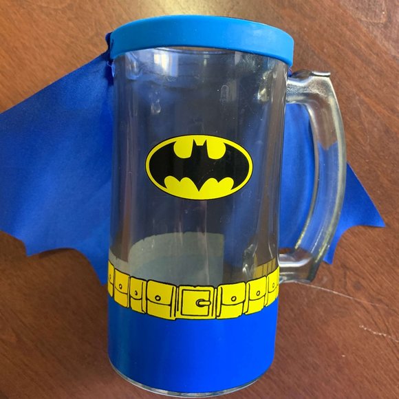 Batman Retro Logo Tall Glass Mug Cup with Cape DC Comics Comic Book collectable - Picture 1 of 3